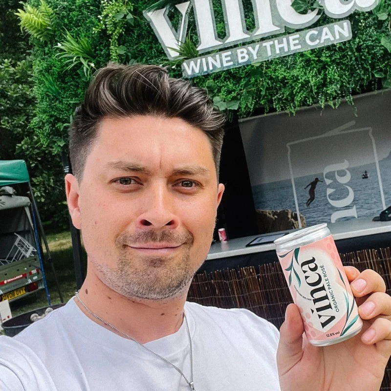 Vinca Wines canned organic wine — connected product with SmartLinks digital product passport